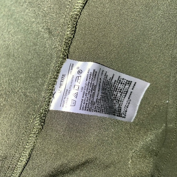 Banana Republic Blouse - Picture 3 of 8